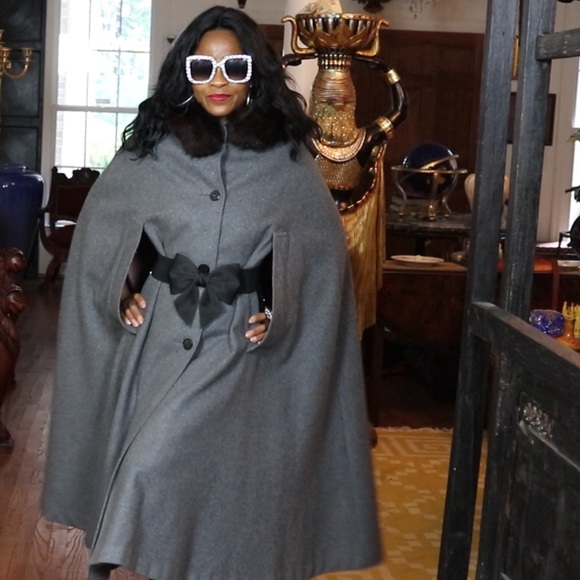 Jackets & Blazers - Rare Designer FL Fur trim hood Gray cape Coat S-M